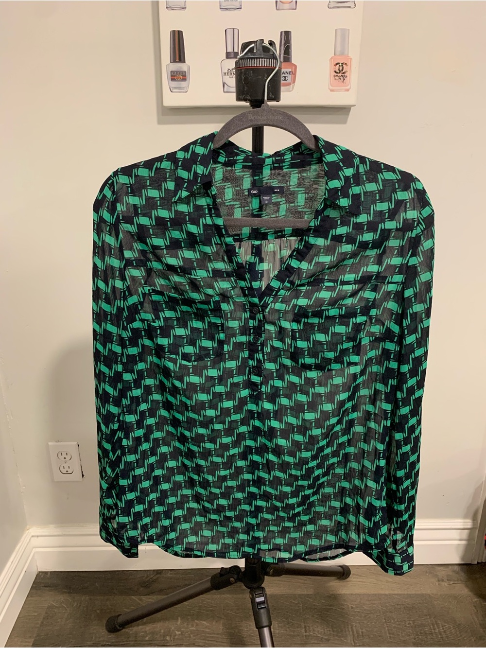 GAP Green & Black Patterned Button-Front Blouse -GB026